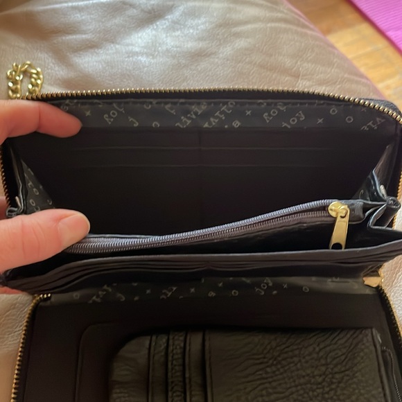 Olivia + Joy Wallet / Wristlet/ Clutch (new) - Picture 8 of 9